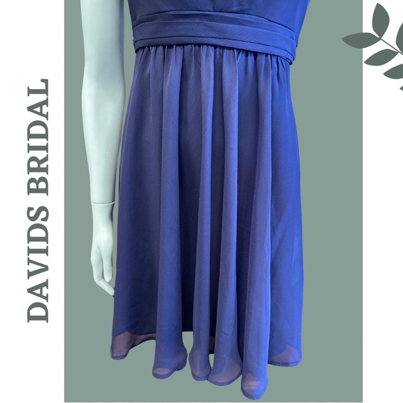 🛍️3/$40 David’s Bridal Purple Chiffon Halter Dresss Lined V Back Strap Size 2 - Picture 4 of 6